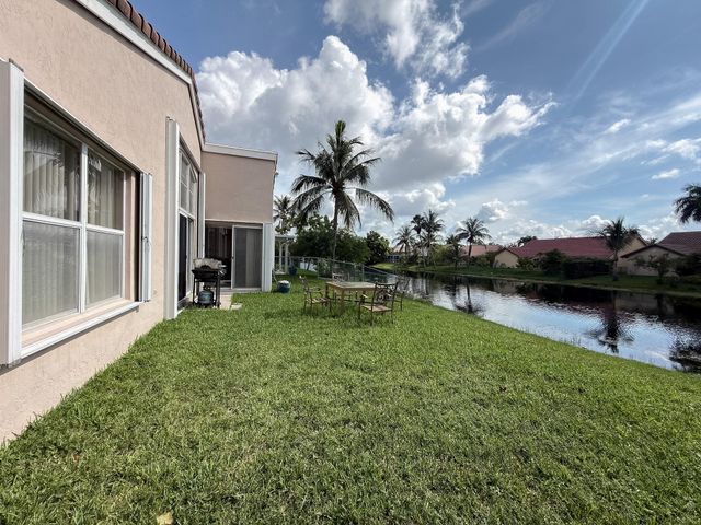 775 NW 165th Avenue, Pembroke Pines, FL 33028