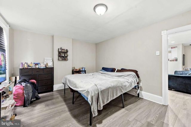402 POPLAR ST, Darby, PA 19023