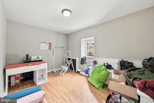 402 POPLAR ST, Darby, PA 19023