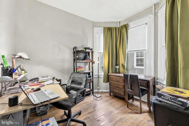 402 POPLAR ST, Darby, PA 19023