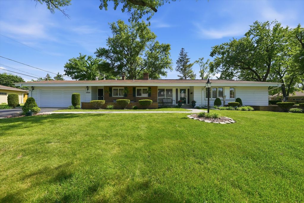 17413 Emerson Avenue, Hazel Crest, IL 60429