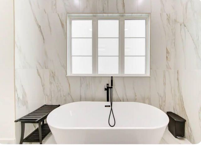 5704 Fairdale Lane B, Houston, TX 77057