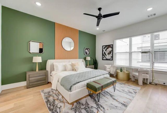 5704 Fairdale Lane B, Houston, TX 77057