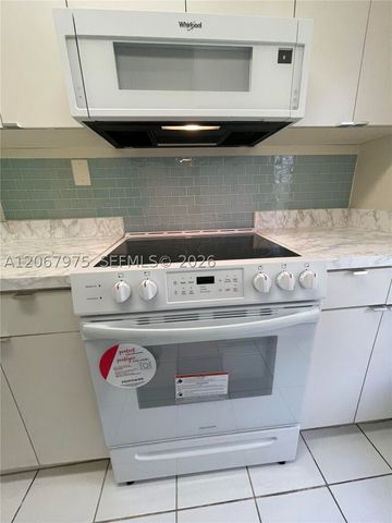 1450 Atlantic Shores Blvd 109, Hallandale Beach, FL 33009