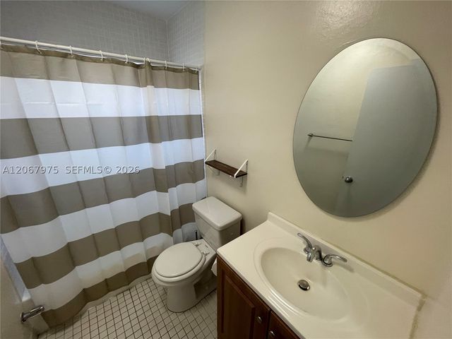 1450 Atlantic Shores Blvd 109, Hallandale Beach, FL 33009