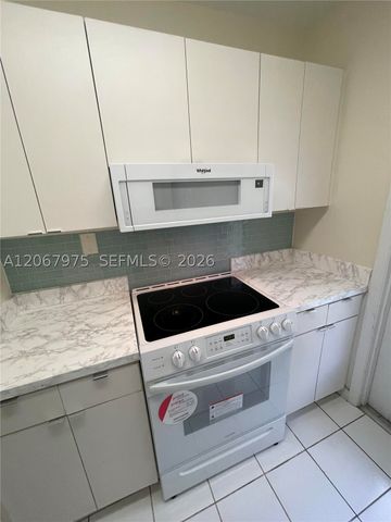 1450 Atlantic Shores Blvd 109, Hallandale Beach, FL 33009
