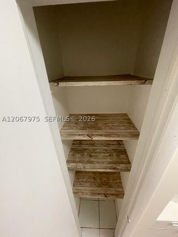 1450 Atlantic Shores Blvd 109, Hallandale Beach, FL 33009