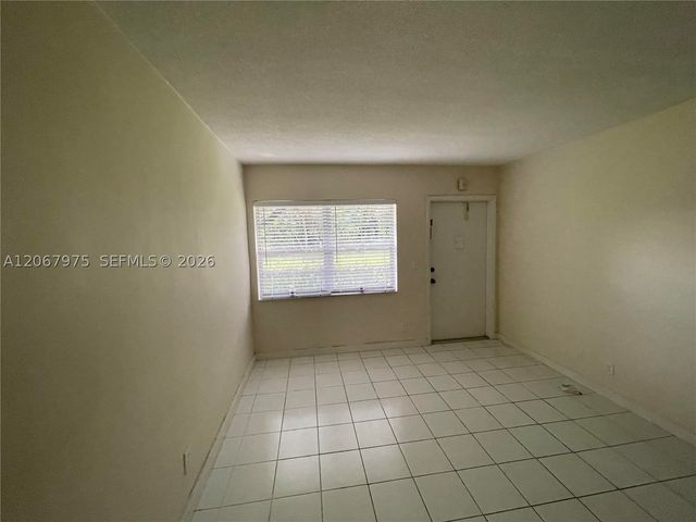 1450 Atlantic Shores Blvd 109, Hallandale Beach, FL 33009