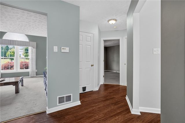 127 Sedeca Dr, North Strabane, PA 15317