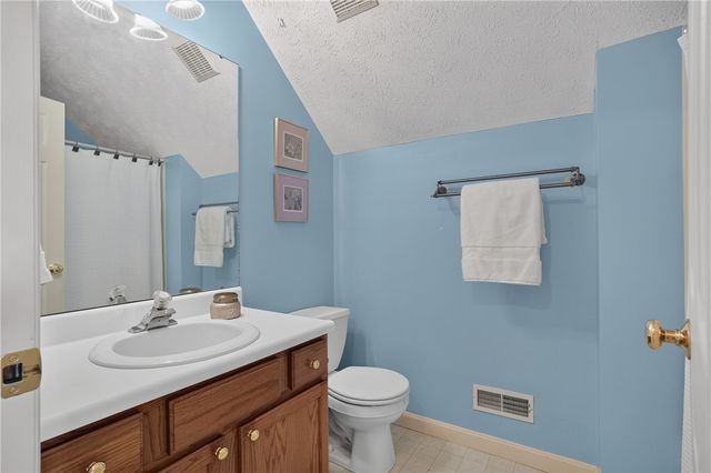 127 Sedeca Dr, North Strabane, PA 15317