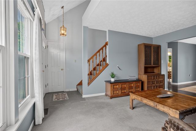 127 Sedeca Dr, North Strabane, PA 15317