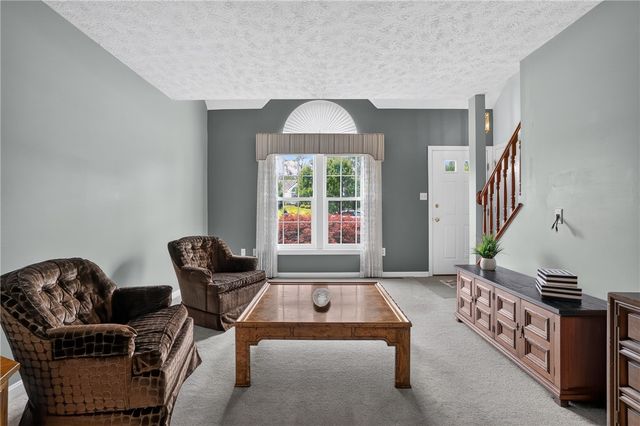 127 Sedeca Dr, North Strabane, PA 15317