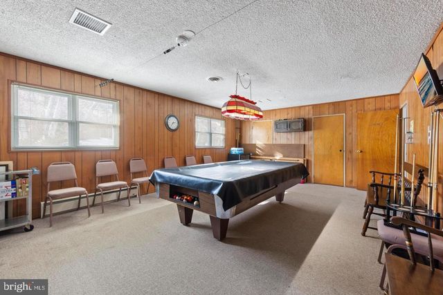 10 ACORN RD, Stafford Township, NJ 08050