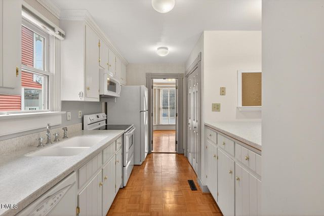 2502 Chapel Hill Road A, Durham, NC 27707