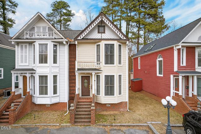 2502 Chapel Hill Road A, Durham, NC 27707