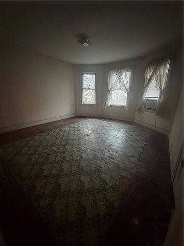 507 Academy Avenue, Providence, RI 02908