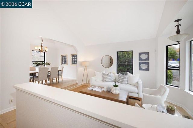 15 Aspen Ct, El Sobrante, CA 94803