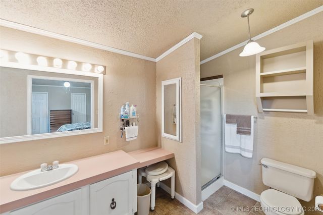 5038 E 422 Road, Adair, OK 74330