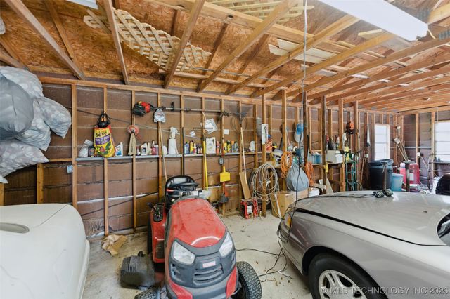 5038 E 422 Road, Adair, OK 74330