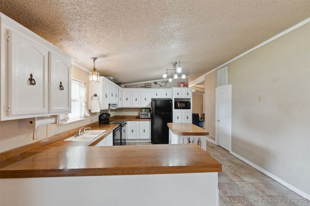 5038 E 422 Road, Adair, OK 74330