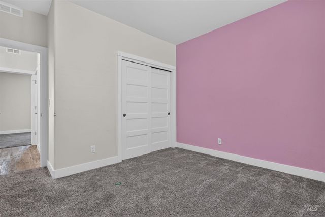471 Southwood Ave W, Twin Falls, ID 83301