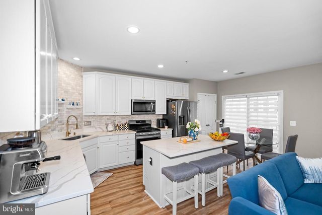 6159 ASTER HAVEN CIR, Haymarket, VA 20169