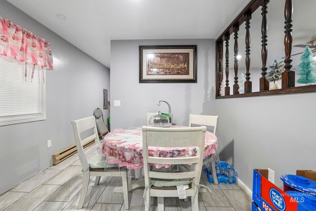 403 3rd Ave W, Jerome, ID 83338