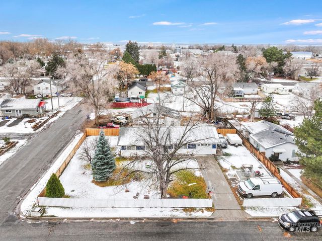 403 3rd Ave W, Jerome, ID 83338