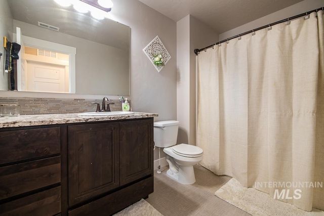 18103 N Timberlake Pl, Nampa, ID 83687