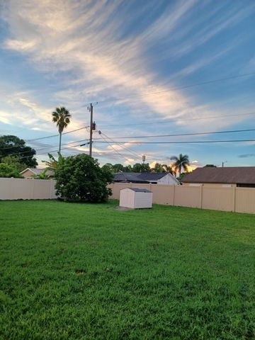 621 SW Stillman Avenue, Port St. Lucie, Port St Lucie, FL 34953