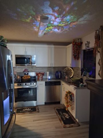 621 SW Stillman Avenue, Port St. Lucie, Port St Lucie, FL 34953