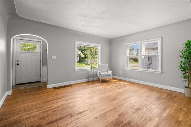 1319 Diamond Avenue Ne, City Of Grand Rapids, MI 49505