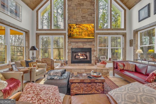 1019 Hornets Bridge, Elberton, GA 30635