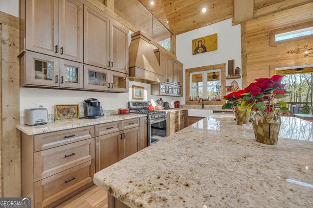 1019 Hornets Bridge, Elberton, GA 30635