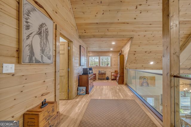 1019 Hornets Bridge, Elberton, GA 30635