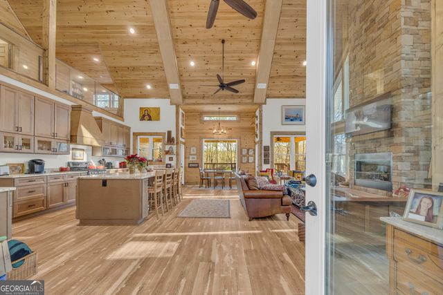 1019 Hornets Bridge, Elberton, GA 30635