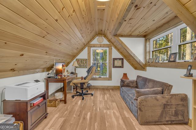 1019 Hornets Bridge, Elberton, GA 30635