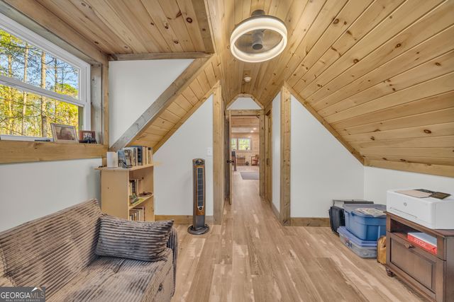 1019 Hornets Bridge, Elberton, GA 30635