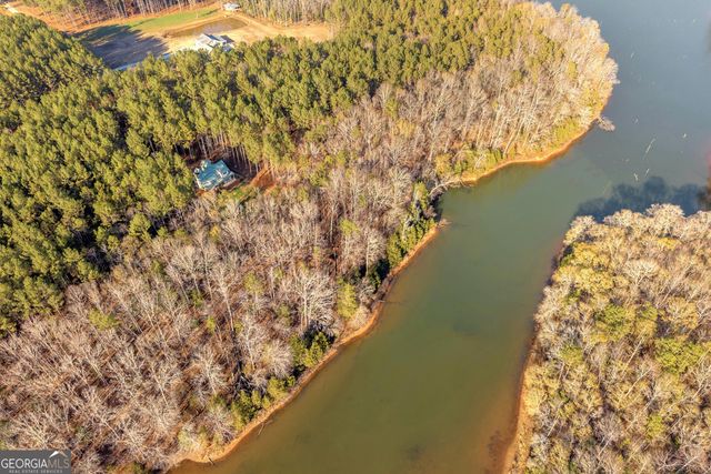 1019 Hornets Bridge, Elberton, GA 30635