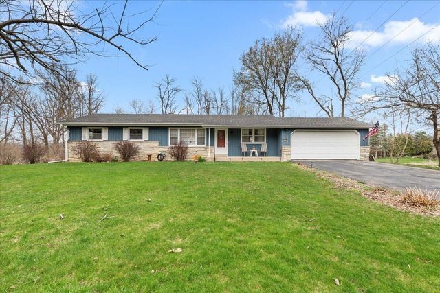 20000 Glenoaks DRIVE, Brookfield, WI 53045