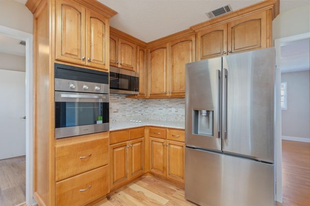 2928 Barton Road, Crestview, FL 32539