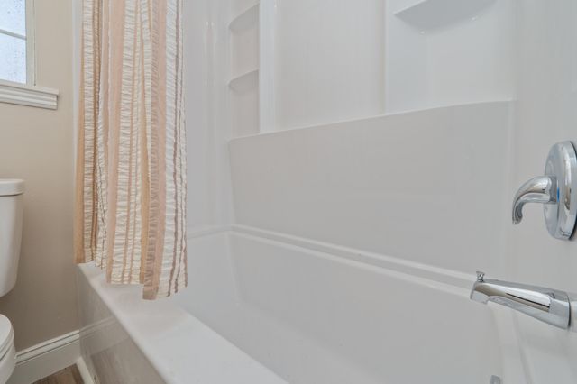 2928 Barton Road, Crestview, FL 32539