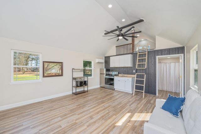 2928 Barton Road, Crestview, FL 32539