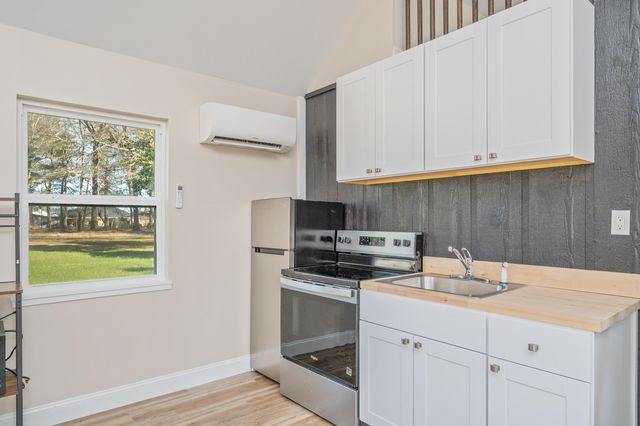 2928 Barton Road, Crestview, FL 32539