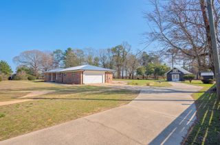 2928 Barton Road, Crestview, FL 32539