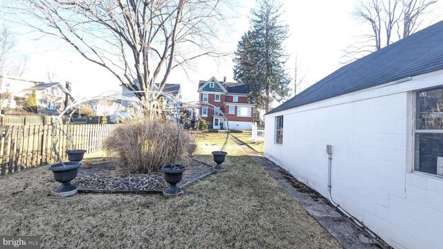 355 E CURTIN ST, Bellefonte, PA 16823