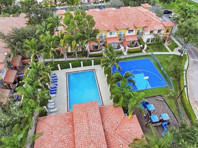 406 W SANTA CATALINA Circle 406, North Lauderdale, FL 33068