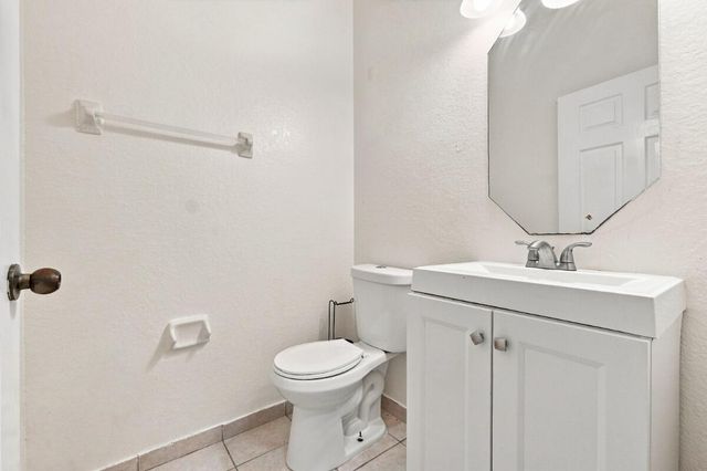 406 W SANTA CATALINA Circle 406, North Lauderdale, FL 33068