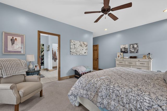 663 Lake Haven Dr, Tullahoma, TN 37388