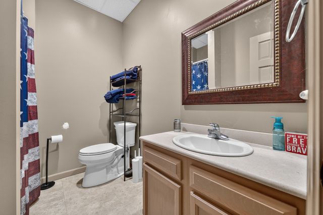 663 Lake Haven Dr, Tullahoma, TN 37388